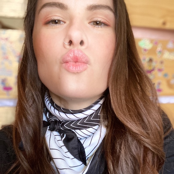 Meet your Posher, Mogget - Picture 10 of 16